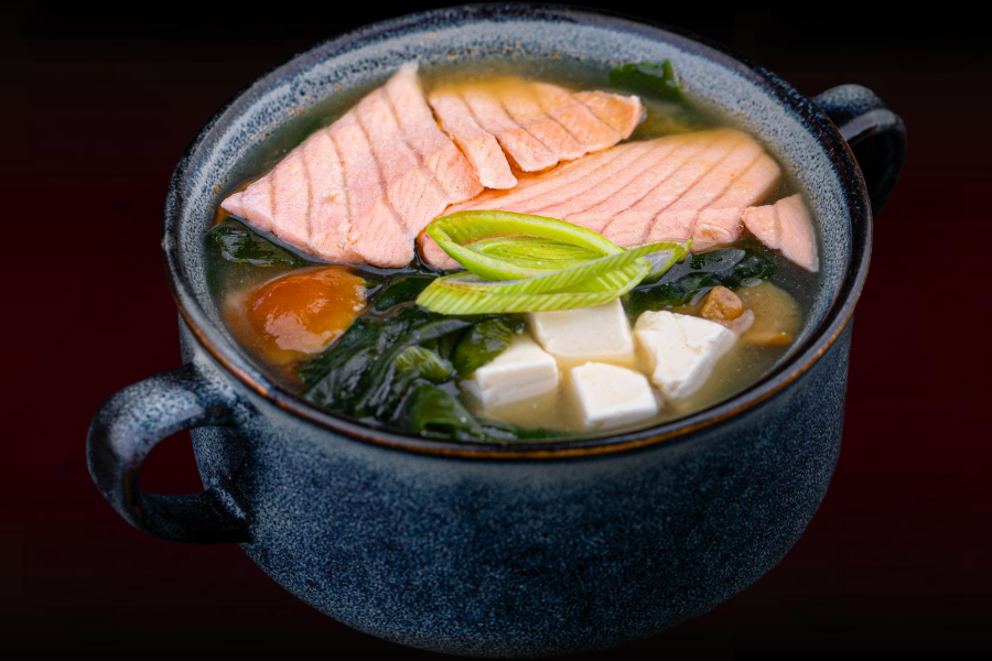 Мисо суп с лососем